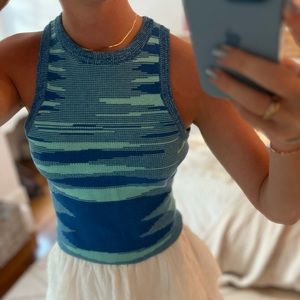 Trendy blue tank